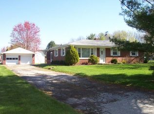 4722 W Nance Ln, Greenwood, IN