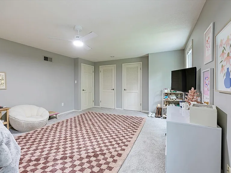 8107 W 101st St — Photo 25