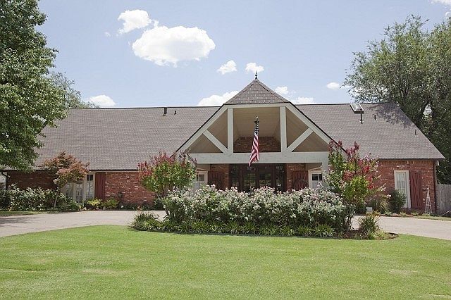 Updated 2 story on corner lot