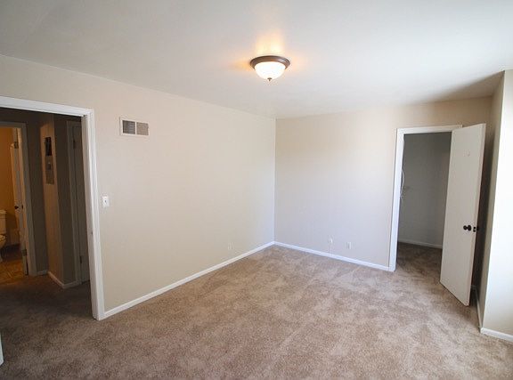 5th image of 8443 Lowell Ave