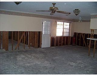 2nd image of 2108 Houma Blvd