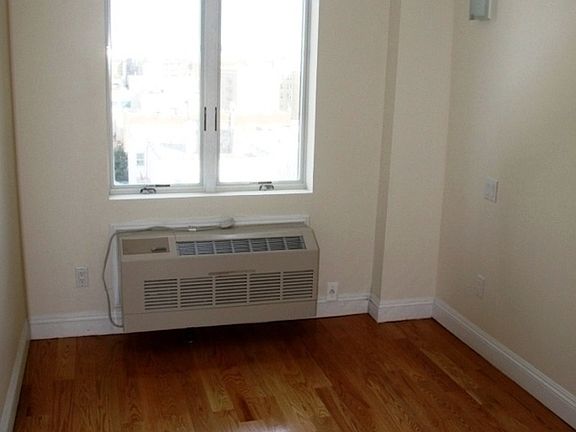 3rd image of 2848 Brighton 7th St #2FE