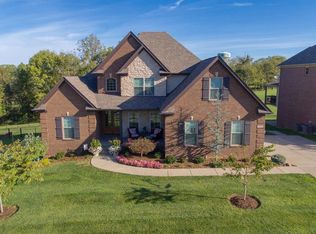 888 Abingdon Ln, Shelbyville, KY 40065