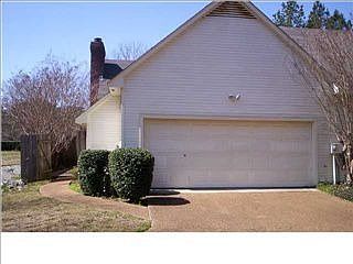 2nd image of 17 Foxcroft Ct