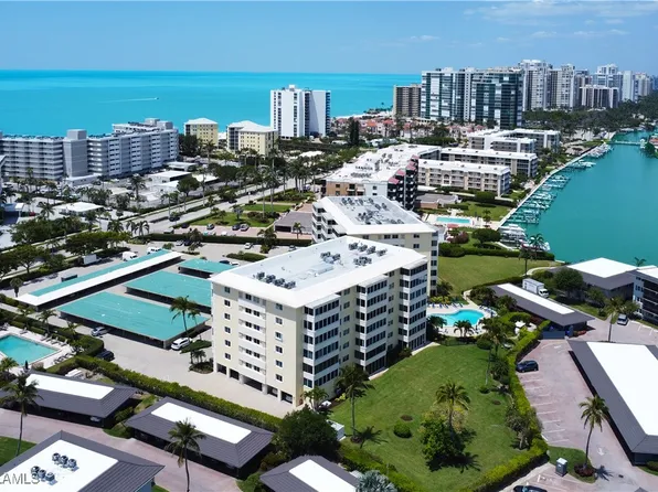 3420 Gulf Shore Blvd N APT 66, Naples, FL 34103