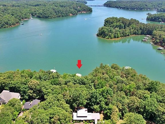 5th image of 204 Paradise Cir