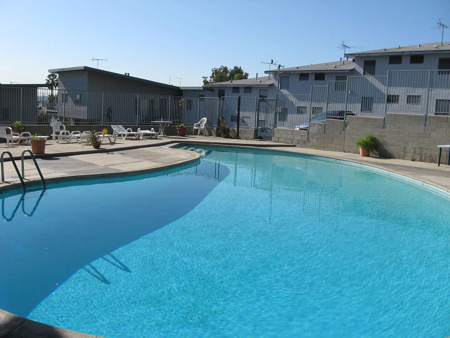 10777 Rose Avenue Properties — Photo 3