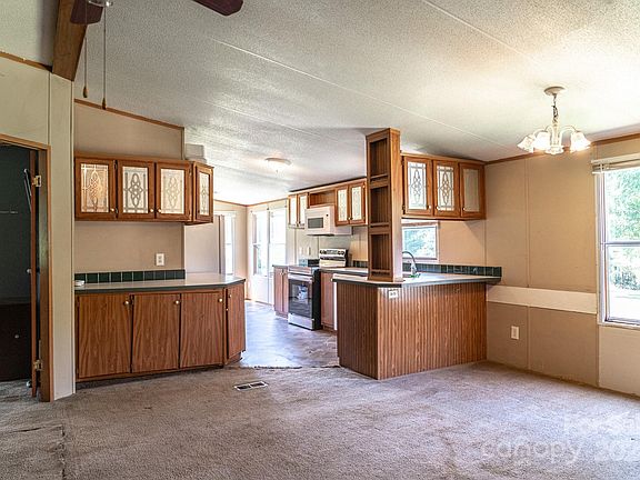 5th image of 1215 Harbin Ct