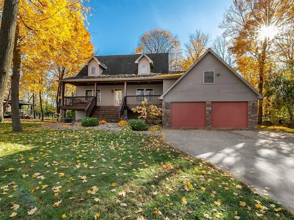 1416 Wood Duck Trl, Shakopee, MN 55379
