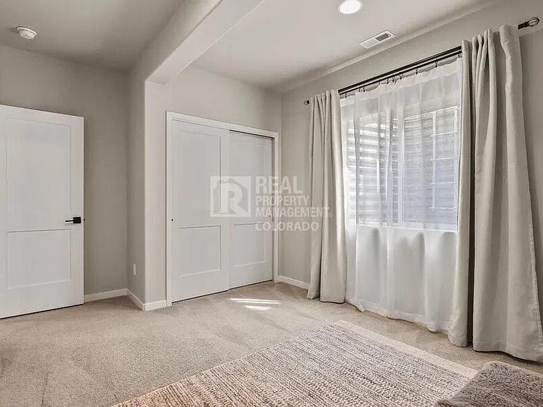 11059 Falling Snow Ln — Photo 30