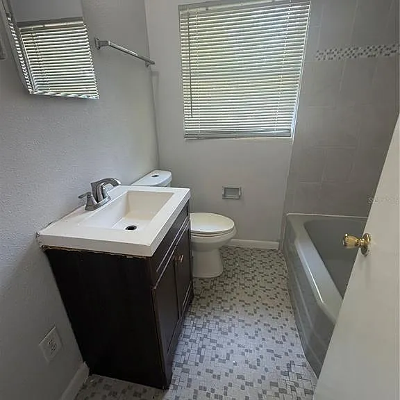720 Faber Dr — Photo 10