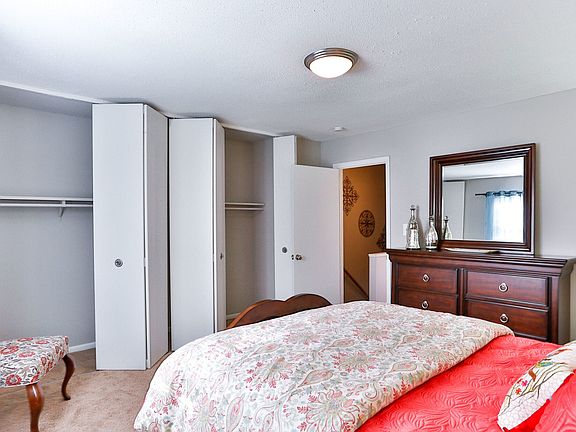 5th image of 2536 Cherbough Way #G