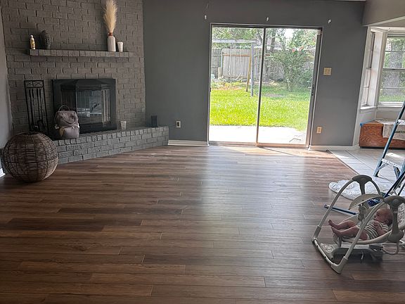 3rd image of 509 Driftwood Cir
