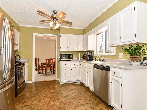 5th image of 2310 Musket Ln