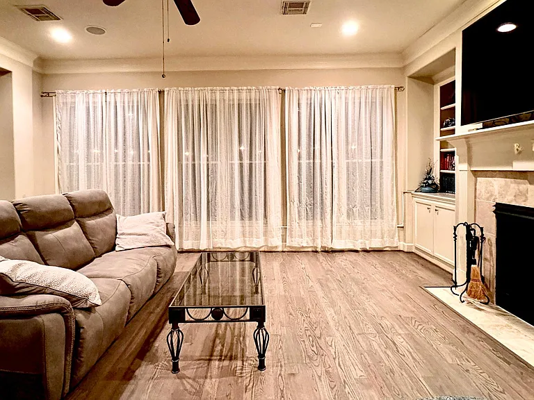 2427 N Mystic Mdw — Photo 6