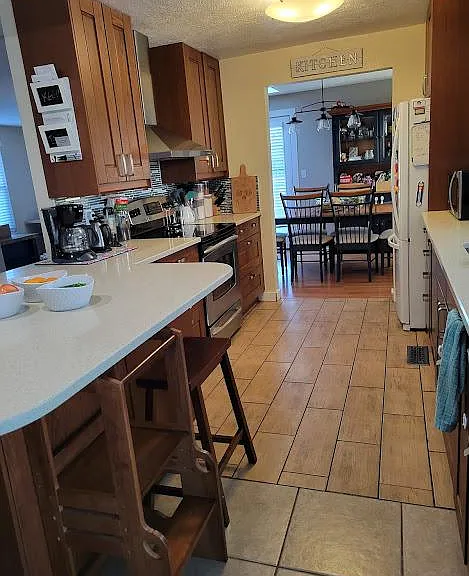 8434 W 74th Pl — Photo 10