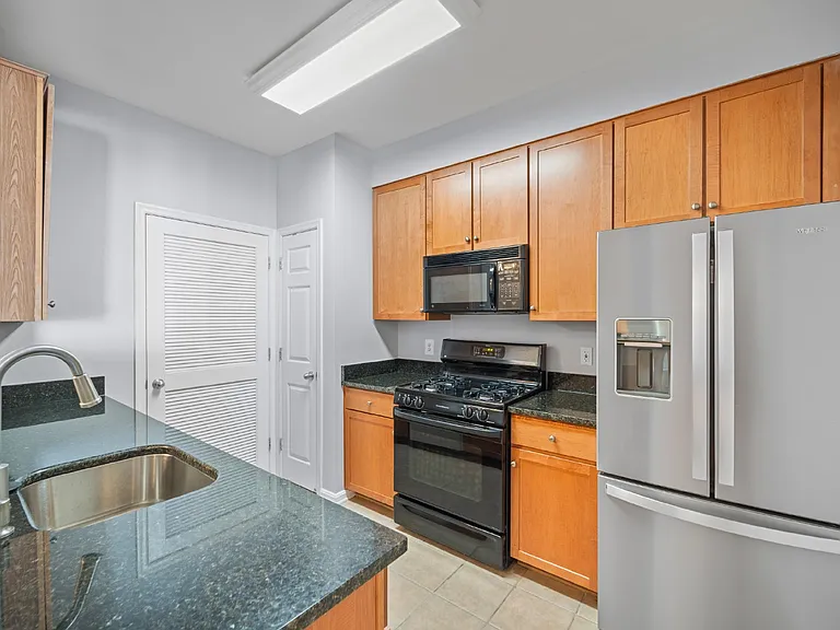 4860 Eisenhower Ave #391 — Photo 7