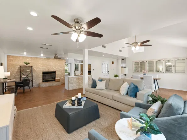 224 Hurst Creek Rd, Lakeway, TX 78734