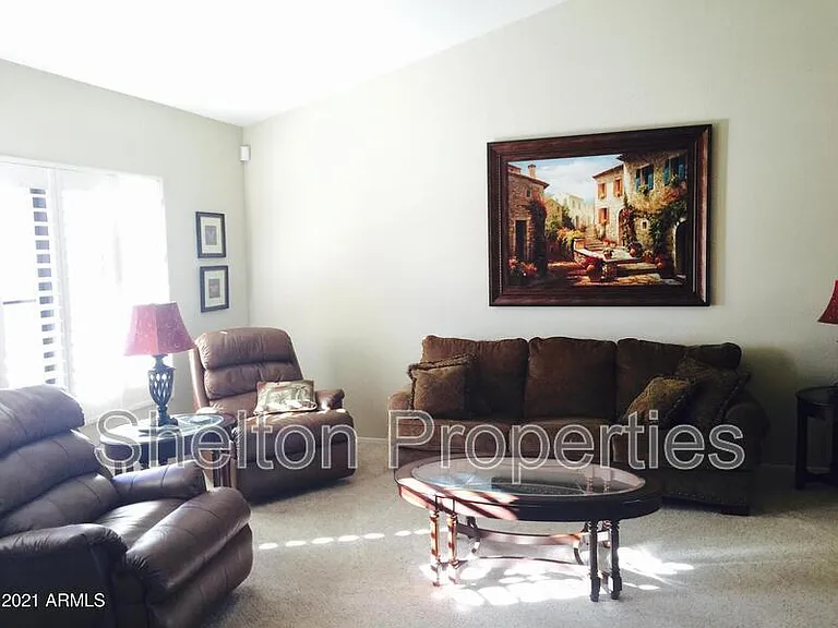 9418 W Tonto Ln — Photo 10