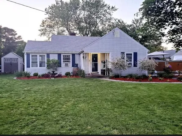 32 Powhatan Road, South Yarmouth, MA 02664