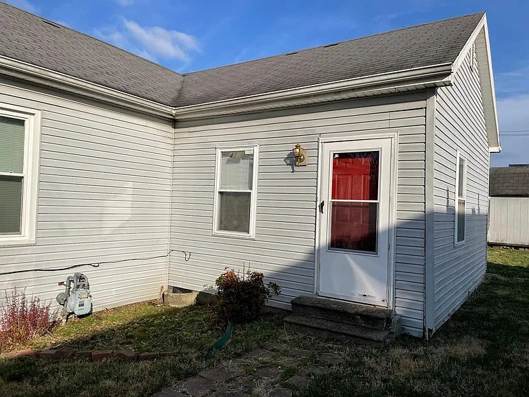 4301 Malcolm Ave — Photo 2