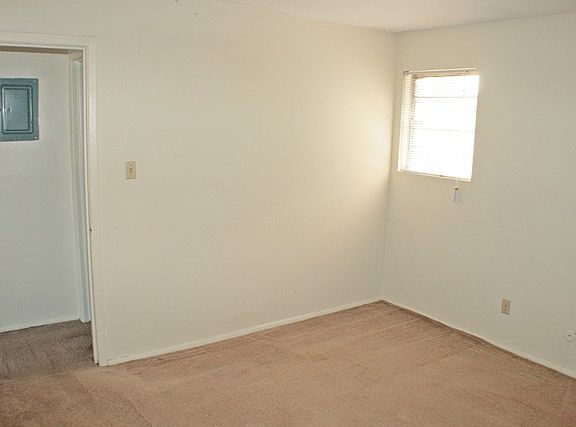 5th image of 4104 Empress Pl APT D