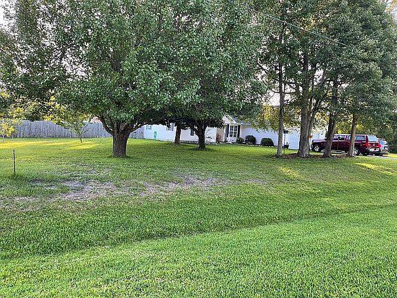 4th image of 162 Water Oak Dr