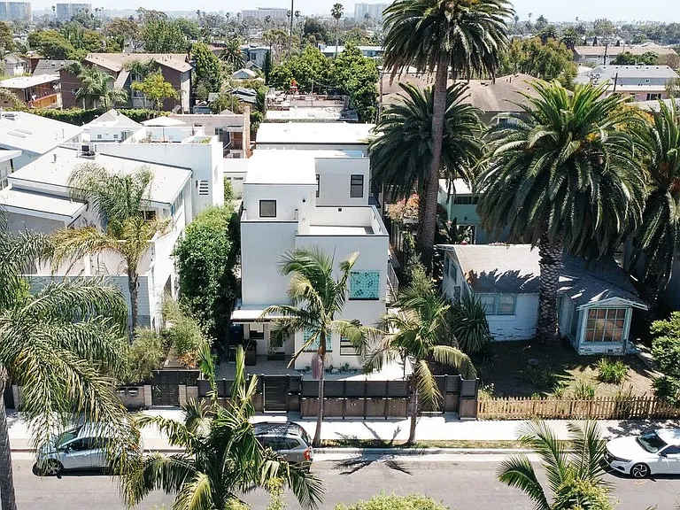 538 Vernon Ave — Photo 35