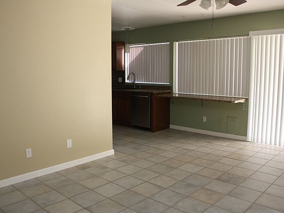 5th image of 3119 Blossom Glen Dr