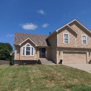8132 NE 97th St, Kansas City, MO, 64157