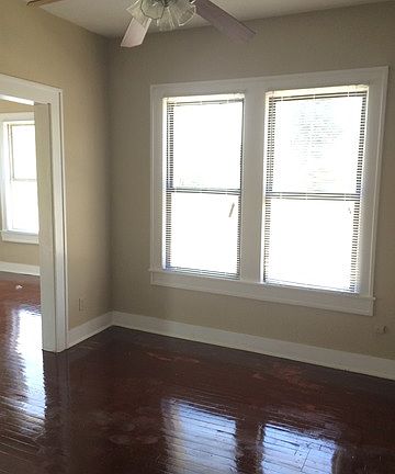 4th image of 303 E Mayfield Blvd
