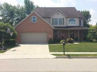 452 Clover Hill Dr, Tipp City, OH 45371