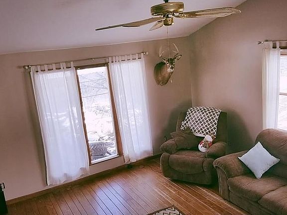 5th image of 663 Purdue Ave