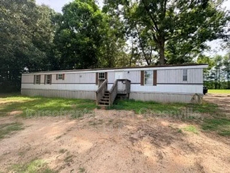 255 Pine Dr — Photo 13