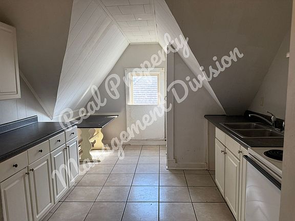 5th image of 1131 S 2nd St APT 4