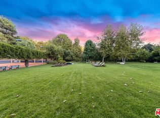 2383 Mandeville Canyon Rd, Los Angeles, CA 90049