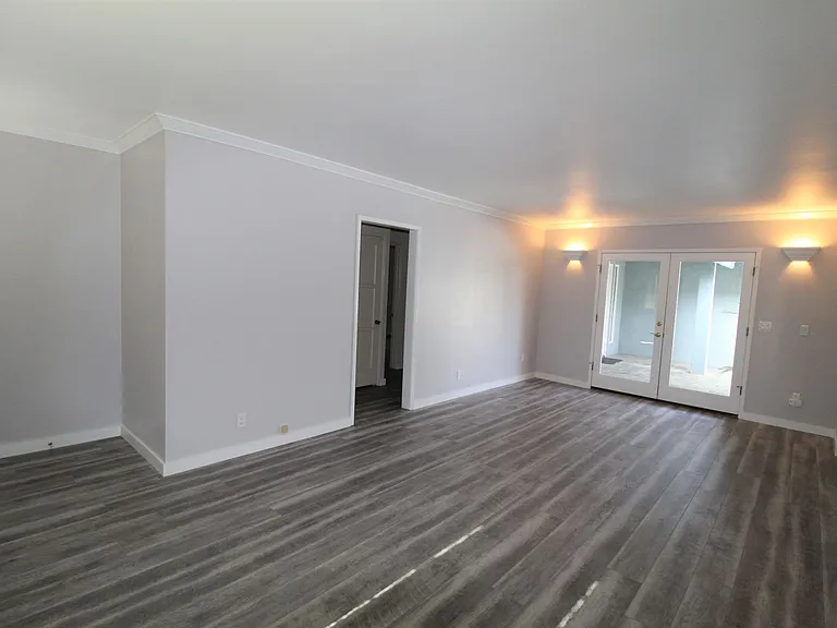 281 S Brent St — Photo 4