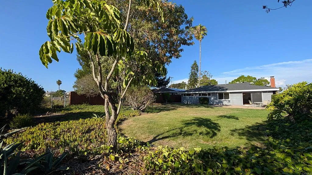 4 bed, 2.0 bath, 1500 sqft, $5,650 — Photo 1