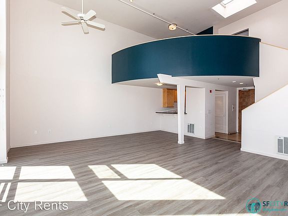 3rd image of 49 Zoe St APT 12