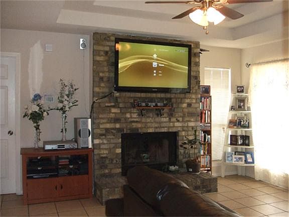 2nd image of 116 Lawndale Dr