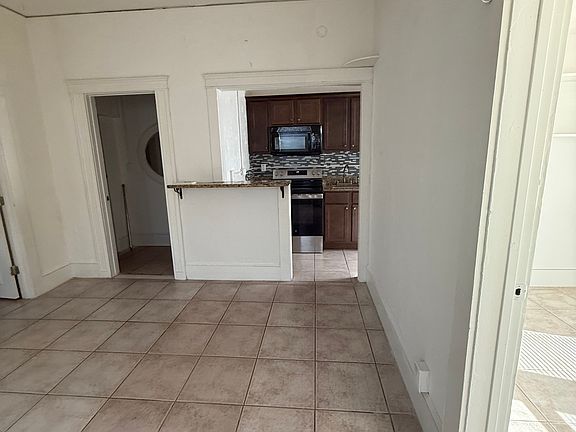 2nd image of 23 S Hollywood Ave APT 6