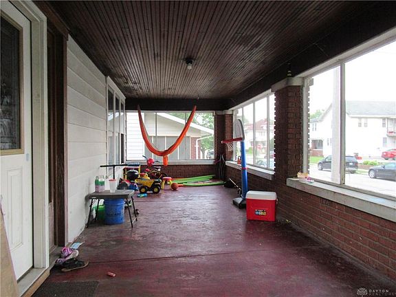 4th image of 110 Cypress St