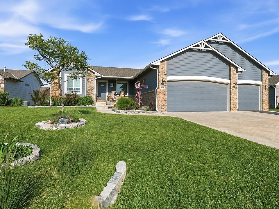 1st image of 2509 E Dory Ct