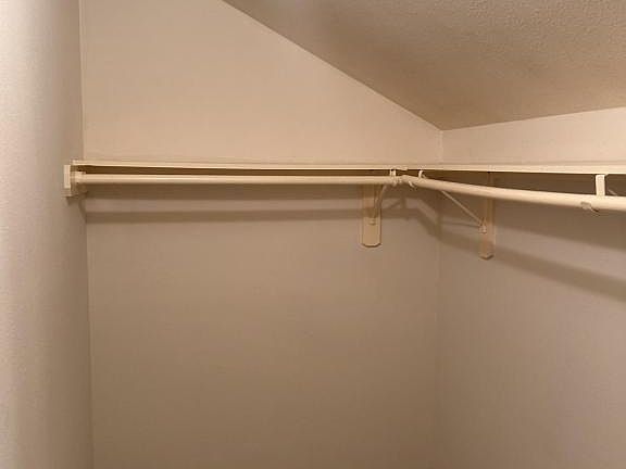 2nd image of 4650 Phlox St Unit B
