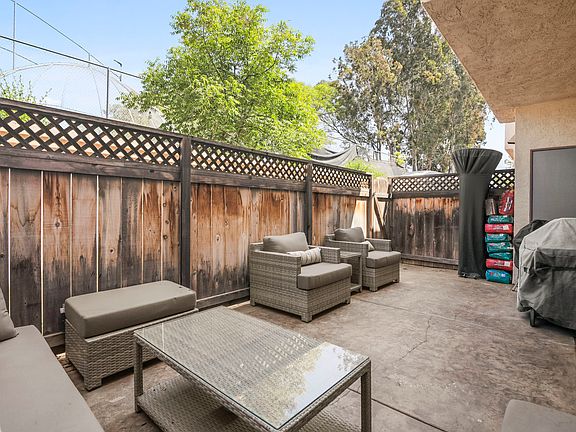 5th image of 11372 Via Rancho San Diego Unit B