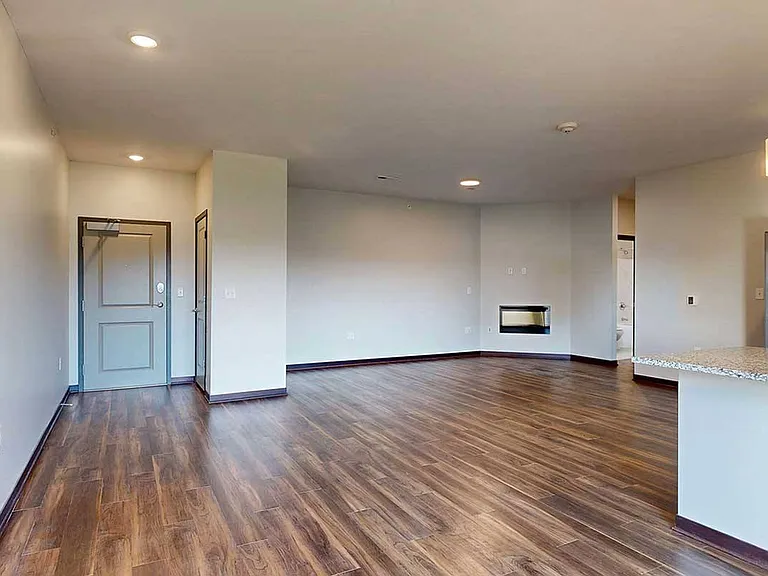 360 at Jordan West — Photo 185