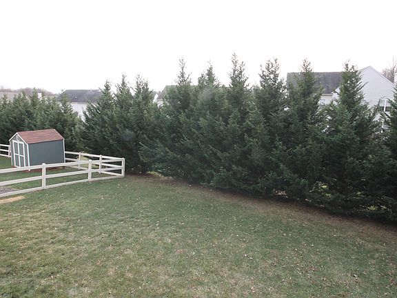 3rd image of 35565 Turtle Hill Dr