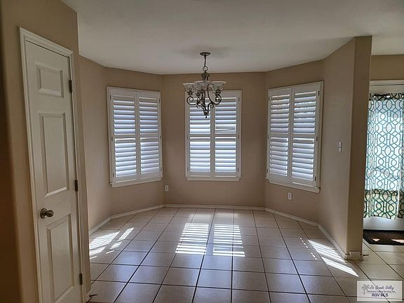 4th image of 3611 Oviedo