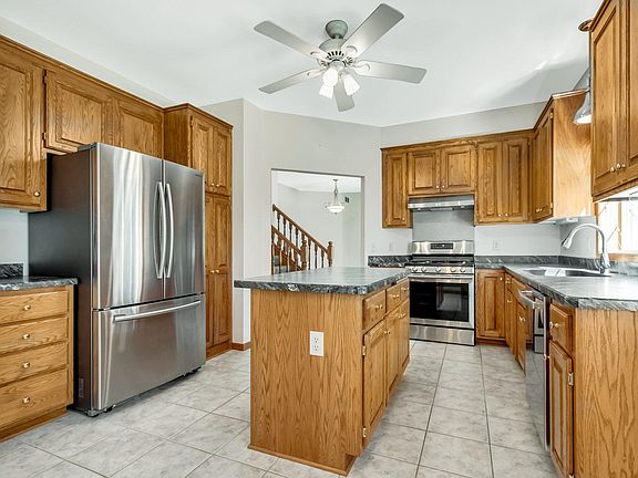 5th image of 107 County Road F W