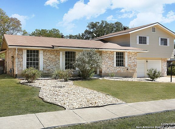 2nd image of 4815 Sierra Madre Dr